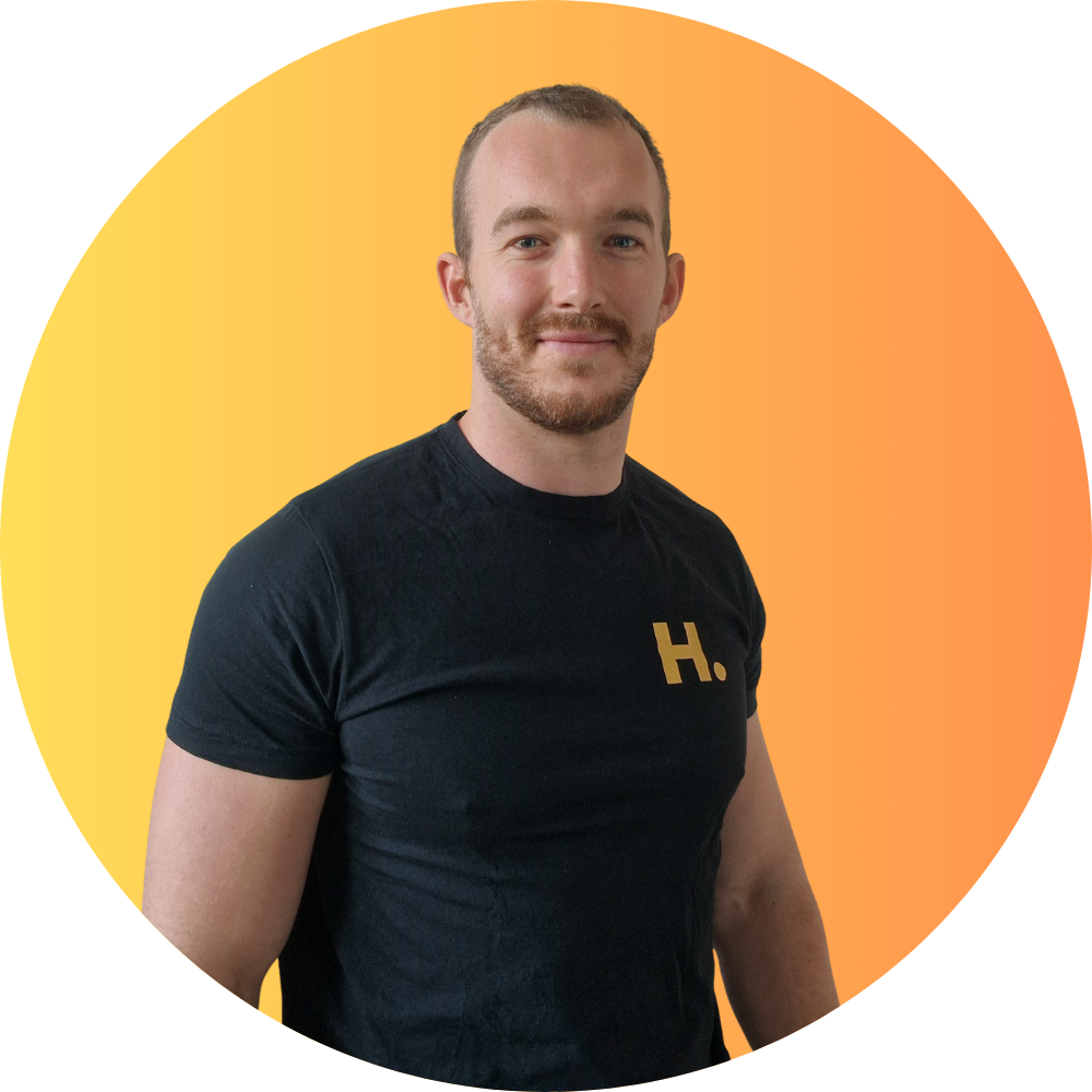 Christiaan Homburg, Managing Director of Hamus Hosting, in a hamus team t-shirt.