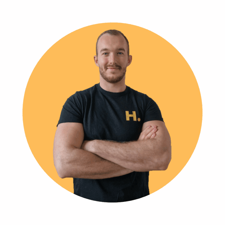 Christiaan-Homburg-yellow-background-round